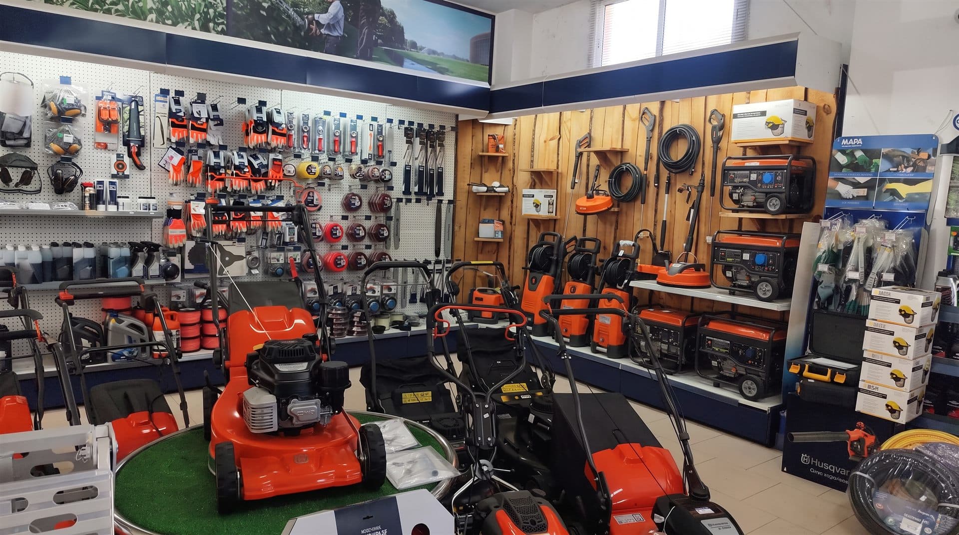 Contacta con Jardimaq para limpieza industrial en Padrón